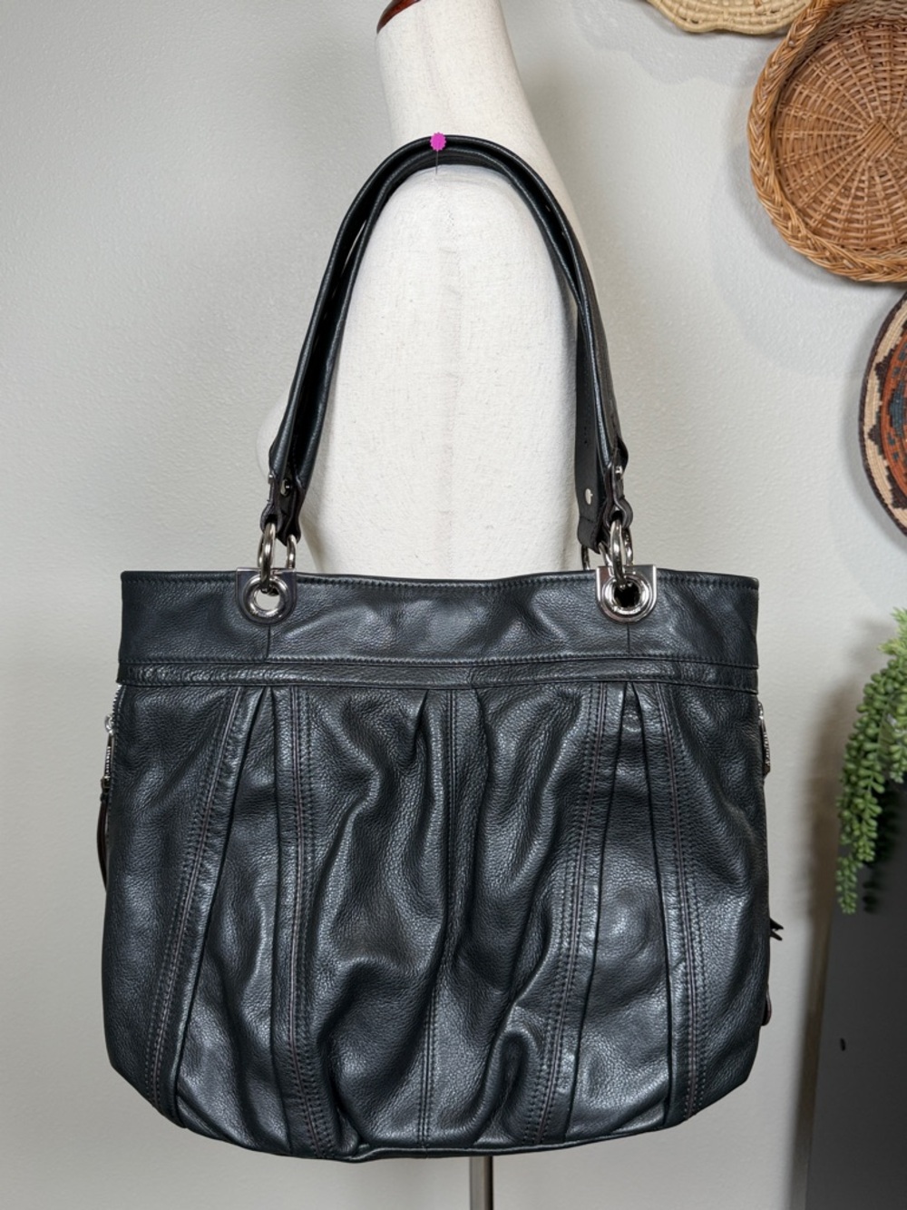 B. Makowsky Leather Hobo Shoulder Bag Black Silver Hardware Leopard Print Purse